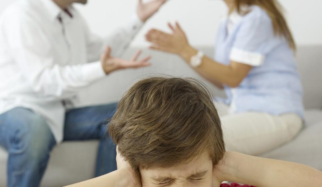 EFECTOS PSICOLÓGICOS QUE CAUSAN LA VIOLENCIA INTRAFAMILIAR EN LOS NIÑOS